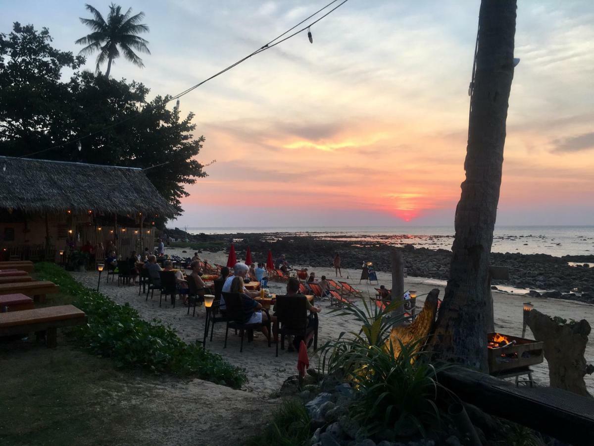 Nautilus Right On The Beach - Adult Only - Sha Extra Plus Ko Lanta Kültér fotó